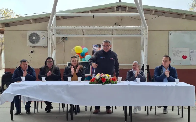 ENTREGA DIF ESTATAL EQUIPAMIENTO PARA SIETE COCINAS Y COMEDORES ESCOLARES EN CUAUHTÉMOC Y URUACHI
