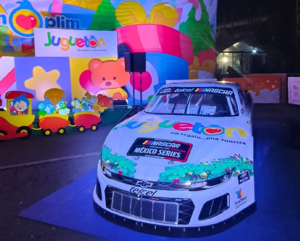 NASCAR MÉXICO Y JUGUETÓN SE UNEN PARA HACER FELICES A LOS NIÑOS