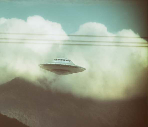 OBJETO LUMINOSO ES CAPTADO EN VOLCÁN DE COLIMA