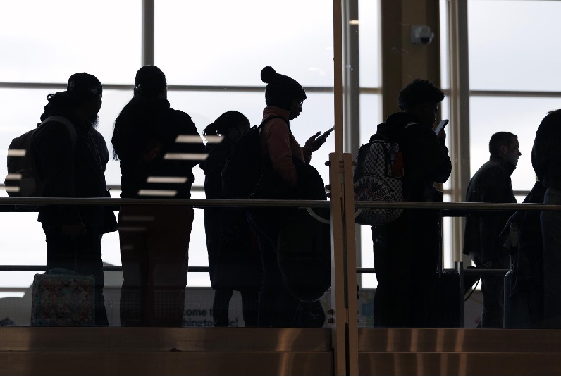 LAS TORMENTAS INVERNALES QUE AZOTAN LOS ESTADOS UNIDOS HAN OBLIGADO A CANCELAR O RETRASOS VUELOS EN PLENA TEMPORADA NAVIDEÑA