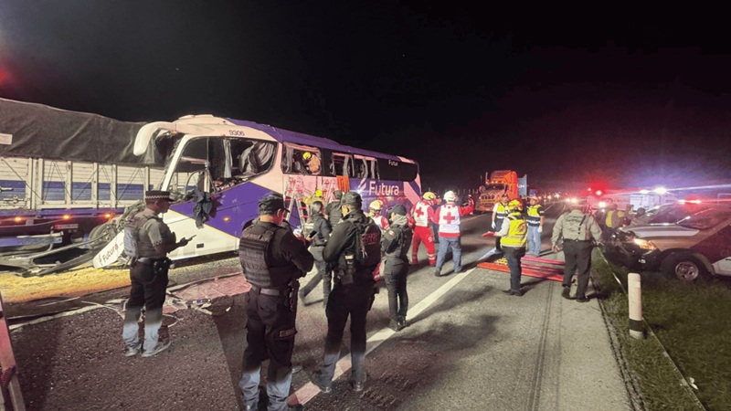 AUTOBÚS CHOCA EN TAMAULIPAS: 2 MUERTOS Y 36 HERIDOS. 