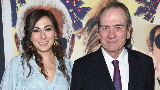 VICTORIA JONES, HIJA DEL ACTOR TOMMY LEE JONES, FUE LOCALIZADA SIN VIDA EN UN HOTEL
