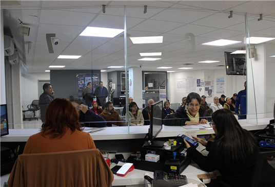 INICIA DESCUENTO DE ENERO DEL 12% EN EL PREDIAL, LLEGAN PRIMEROS CONTRIBUYENTES A PAGAR