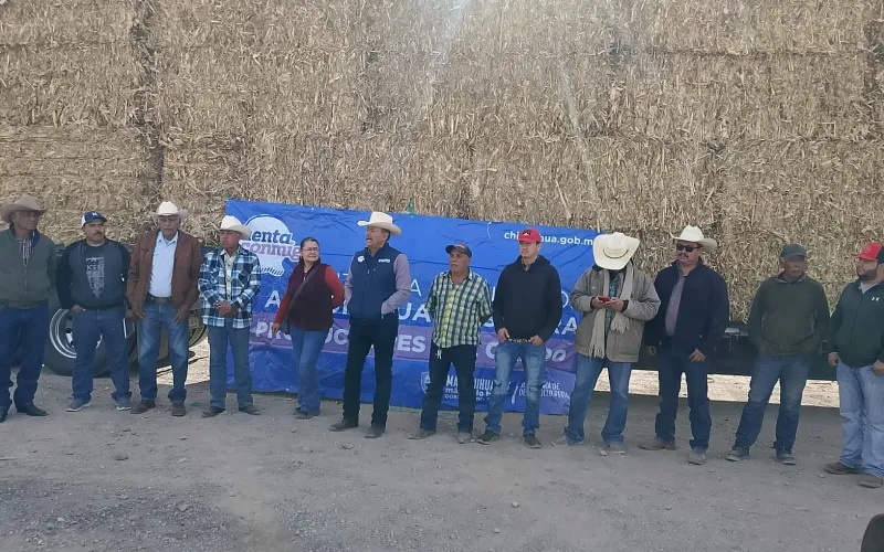 ARRANCA SDR ENTREGA DE PACAS DE ESQUILMOS A PRODUCTORES DEL ESTADO