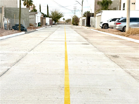 PAVIMENTA MUNICIPIO LA CALLE DE LOS LOBOS; INVITA A SER PARTE DEL ESQUEMA DE CO-PARTICIPACIÓN