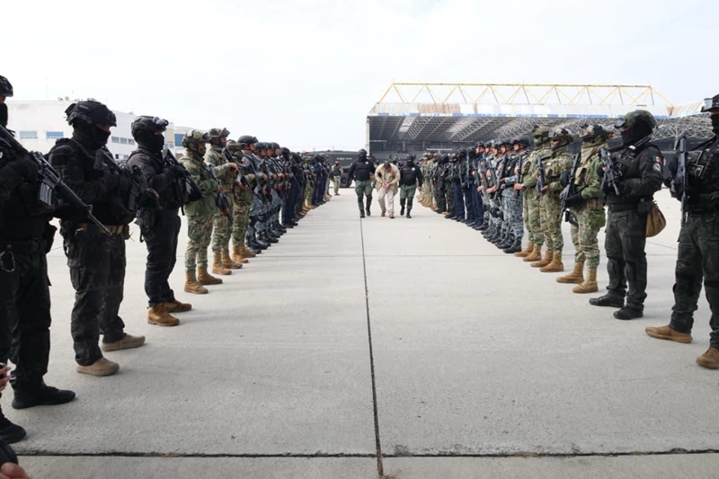 EL GOBIERNO DE MÉXICO EFECTUÓ UNA ENTREGA MASIVA DE REOS A ESTADOS UNIDOS