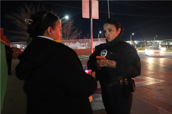 ACERCA POLICÍA MUNICIPAL A ESTUDIANTES Y USUARIAS DE TRANSPORTE PÚBLICO EL PROGRAMA “SIEMPRE ACOMPAÑADAS”
