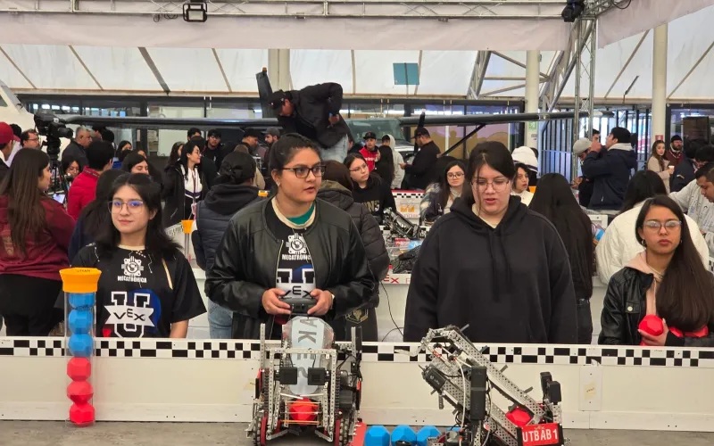 SE POSICIONAN ENTRE LAS MEJORES DEL PAÍS ALUMNAS DE LA UT BABÍCORA EN CAMPEONATO NACIONAL DE ROBÓTICA