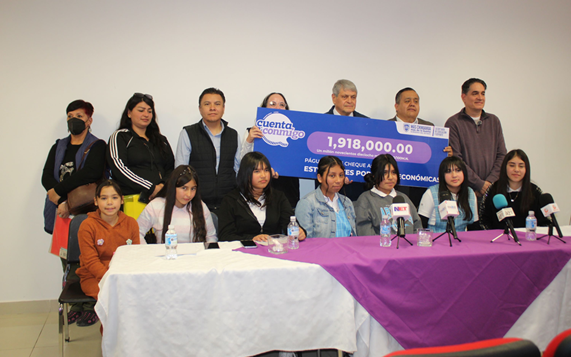 ENTREGA GOBIERNO DEL ESTADO 548 BECAS ECONÓMICAS A ESTUDIANTES DE SECUNDARIAS ESTATALES EN CIUDAD JUÁREZ