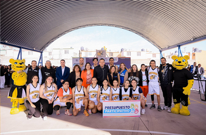ENTREGA MARCO BONILLA DOMO EN ESCUELA “NORMAL DEL ESTADO” GRACIAS AL PRESUPUESTO PARTICIPATIVO