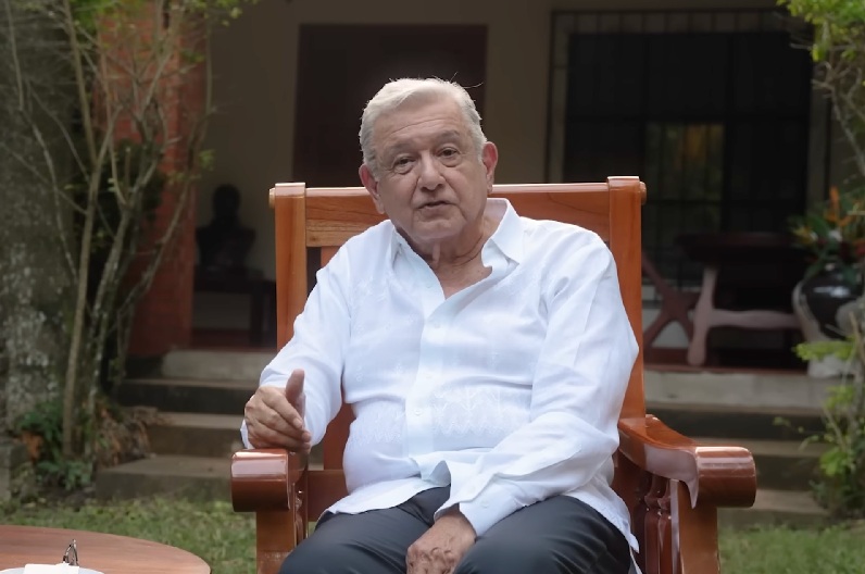 ANDRÉS MANUEL LÓPEZ OBRADOR, EXPRESIDENTE DE MÉXICO, NO SE ENCUENTRA INTERNADO EN UN HOSPITAL MILITAR DE LA CIUDAD DE MÉXICO.