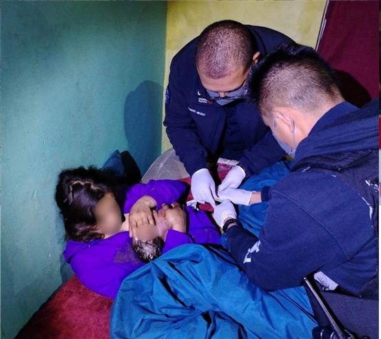 AYUDARON POLICÍAS MUNICIPALES DURANTE UN PARTO EN COLONIA CAMPESINA
