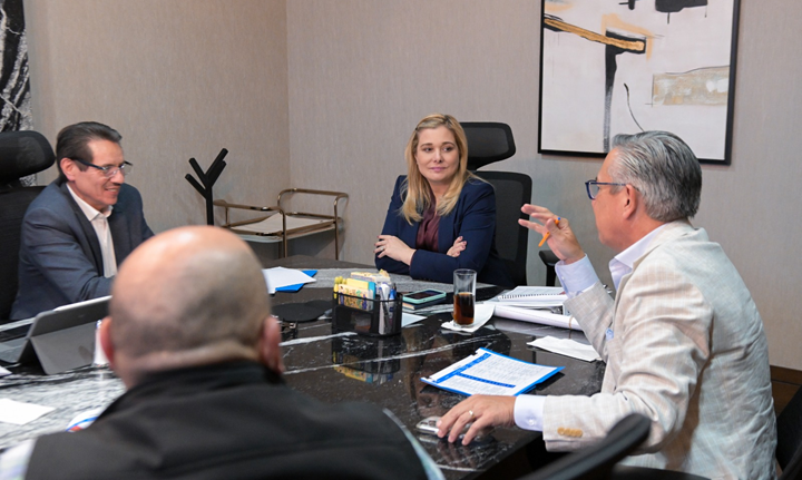 MARU CAMPOS IMPULSA PROYECTOS DE INFRAESTRUCTURA PARA CHIHUAHUA