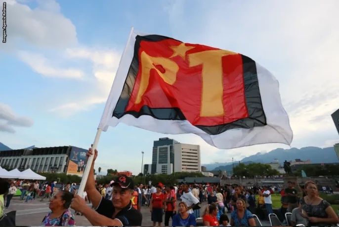 FRENAN APOYO A PLAN B ELECTORAL