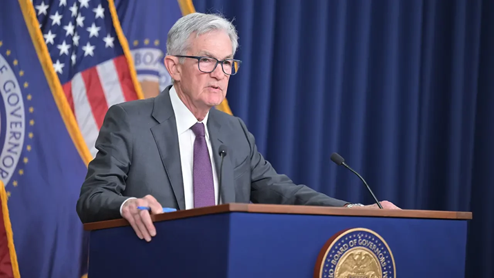 LA FED DE EU DECLARÓ QUE ESPERARÁ A VER EL DESARROLLO DE LA GUERRA EN ORIENTE MEDIO, Y VER CÓMO INFLUYE EN LA ECONOMÍA Y LA INFLACIÓN