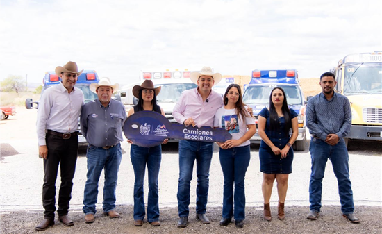 ENTREGA ALCALDE MARCO BONILLA CUATRO CAMIONES ESCOLARES Y TRES AMBULANCIAS PARA ATENDER LA ZONA RURAL DEL MUNICIPIO