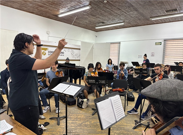 IMPULSA ALCALDE MARCO BONILLA LA FORMACIÓN DE MÁS ARTISTAS; INICIA ENTREGA DE FICHAS PARA EL CONSERVATORIO DE MÚSICA