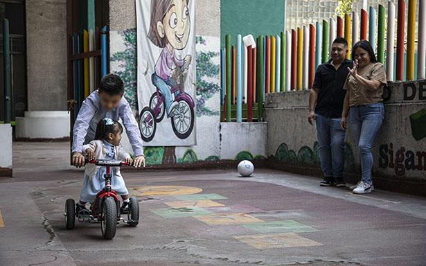 DULCE SOFÍA TRANSFORMA EL PRONÓSTICO DE ESPINA BÍFIDA: HOY CAMINA TRAS CIRUGÍA FETAL EN EL IMSS