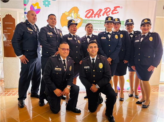 MÁS PREPARADOS PARA CUIDAR: POLICÍAS MUNICIPALES SE CAPACITAN EN CONGRESO DARE 2026