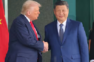 DONALD TRUMP ASEGURÓ QUE “CHINA ESTÁ MUY CONTENTA DE QUE YO ESTOY ABRIENDO PERMANENTEMENTE EL ESTRECHO DE ORMUZ”