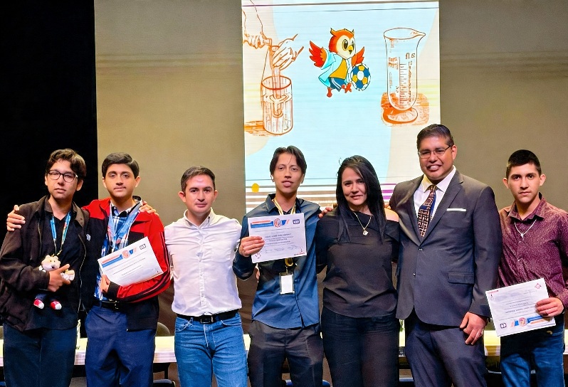 GANA ESTUDIANTE DEL COBACH MEDALLA DE PLATA EN OLIMPIADA NACIONAL DE QUÍMICA 2026