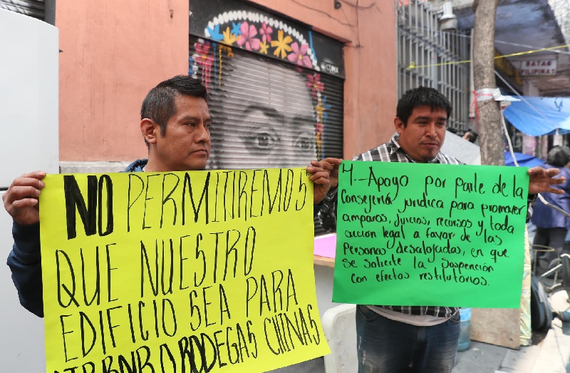 FAMILIAS QUE FUERON DESALOJADAS EL AÑO PASADO EN EL CENTRO HISTÓRICO DE LA CDMX, ADVIRTIERON QUE LA SITUACIÓN SE PUEDE AGRAVAR DURANTE EL MUNDIAL