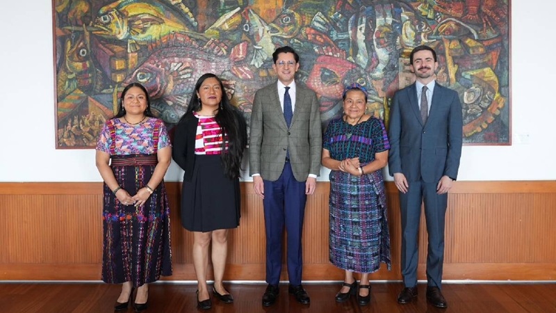 RIGOBERTA MENCHÚ PARTICIPARÁ EN EL DISEÑO DE UNA POLÍTICA INTEGRAL. 
