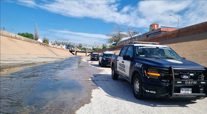 RECORRE POLICÍA MUNICIPAL EL CANAL CHUVÍSCAR PARA PREVENIR DELITOS Y FALTAS ADMINISTRATIVAS