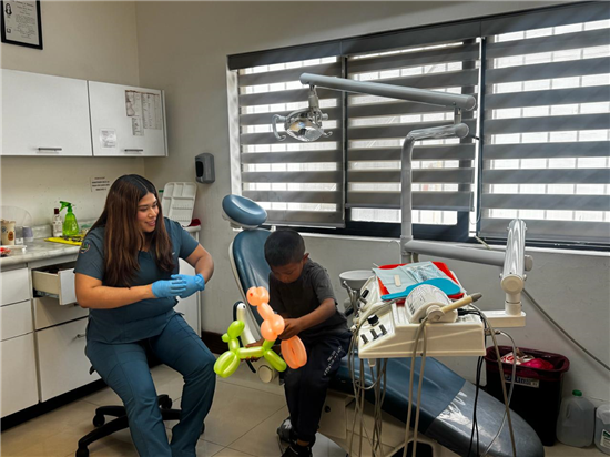 VALORACIÓN Y ATENCIÓN BUCAL: MUNICIPIO OFRECE CONSULTA DENTAL PARA NIÑAS Y NIÑOS