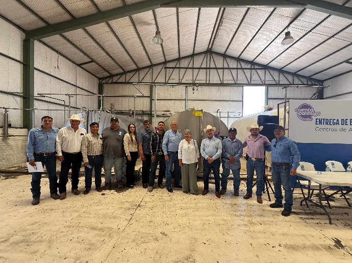 IMPULSA SDR A CENTROS DE ACOPIO DE LECHE CON APOYOS PARA INFRAESTRUCTURA Y EQUIPAMIENTO RURAL