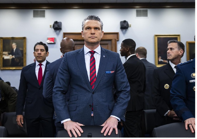 PETE HEGSETH, SECRETARIO DE GUERRA DE EE.UU., RECONOCIÓ UNA COLABORACIÓN SIN PRECEDENTES CON EL GOBIERNO DE MÉXICO