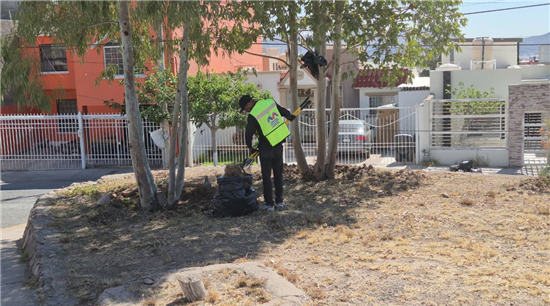 REALIZA MUNICIPIO ATENCIÓN PERMANENTE A PARQUES DE CHIHUAHUA CAPITAL