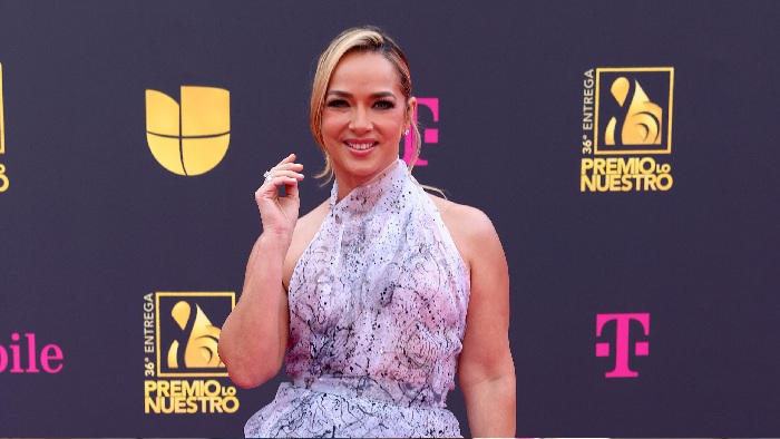  ADAMARI LÓPEZ, YORDI ROSADO, MICHELLE RODRÍGUEZ Y EL DIABLITO SERÁN LOS EXPERTOS DE ¿QUIÉN ES MEJOR?