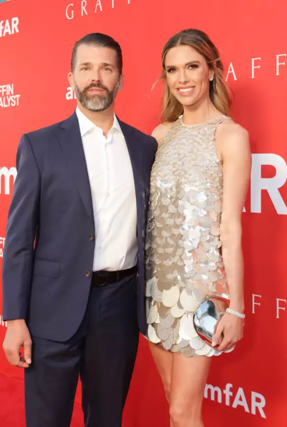 DONALD TRUMP JR. Y BETTINA ANDERSON SE CASAN EN UNA ÍNTIMA CEREMONIA EN LAS BAHAMAS