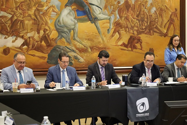 ANALIZA JUNTA DIRECTIVA DE PCE REGULARIZACIÓN DE VIVIENDAS Y REFORMA CONSTITUCIONAL EN MATERIA DE PENSIONES