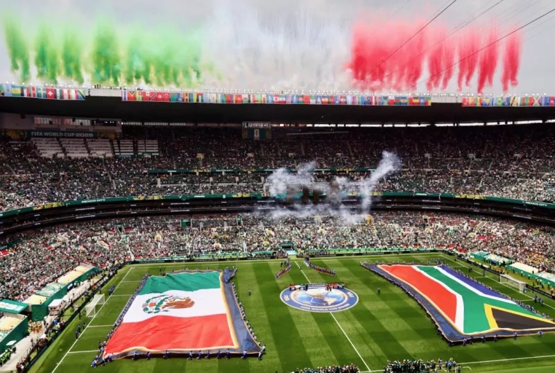EL ESTADIO CDMX (AZTECA) ABRIÓ POR TERCERA VEZ SUS PUERTAS A LA INAUGURACIÓN DE UNA COPA DEL MUNDO.