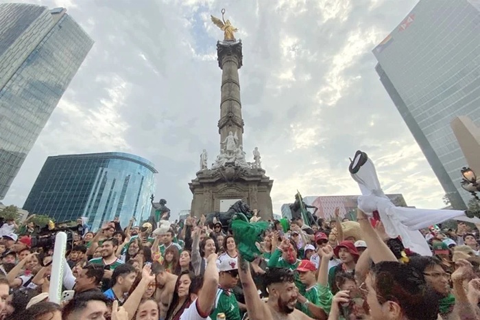 LA TORMENTA, LA FIESTA Y LOS MUERTOS