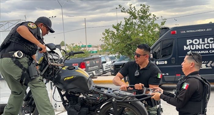 MANTIENE POLICÍA MUNICIPAL OPERATIVOS DE REVISIÓN; ASEGURAN 172 MOTOCICLETAS POR IRREGULARIDADES
