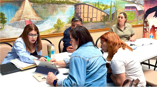 RECIBEN PROMOVENTES ASESORÍA ESPECIALIZADA PARA FORTALECER PROYECTOS DEL PRESUPUESTO PARTICIPATIVO 2027