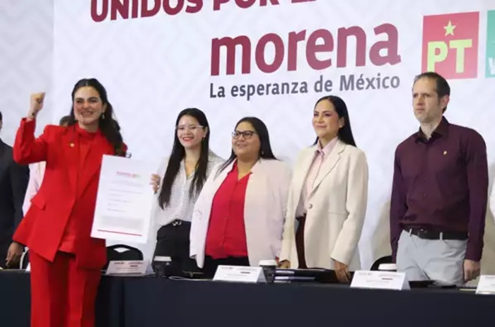 ASPIRANTES A LAS CANDIDATURAS DE MORENA EN CHIHUAHUA, COLIMA Y GUERRERO SE REGISTRARON ESTE MARTES ANTE LOS LÍDERES DE SU PARTIDO.