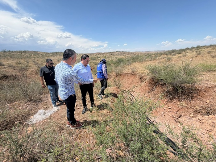 CLAUSURA JMAS CHIHUAHUA TOMAS CLANDESTINAS QUE ROBABAN 700 MIL LITROS DE AGUA AL DÍA EN EL FRESNO