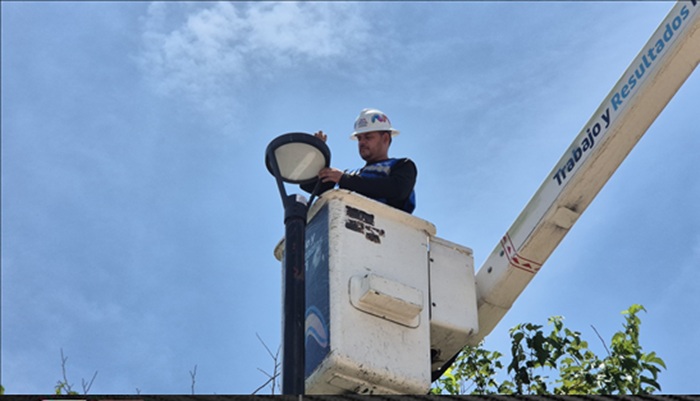 REFUERZA MUNICIPIO MODERNIZACIÓN DE ALUMBRADO LED EN PARQUES DEL NORTE DE LA CIUDAD