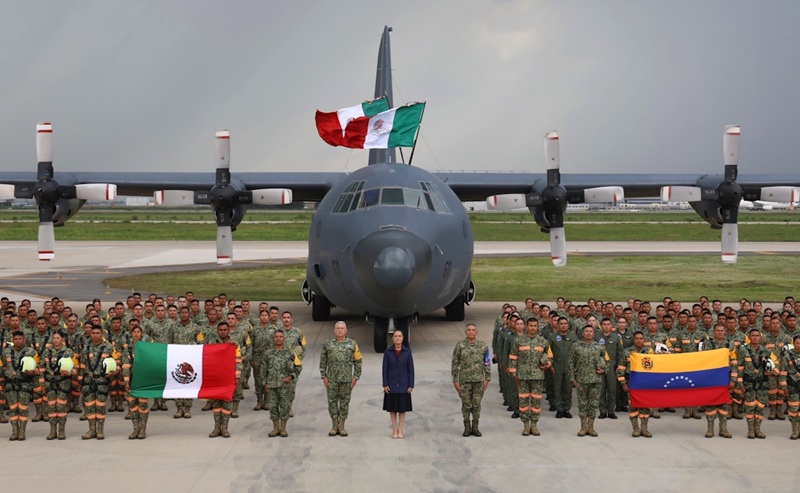RECIBE CLAUDIA SHEINBAUM AL AGRUPAMIENTO YUMARE TRAS MISIÓN HUMANITARIA EN VALENZUELA