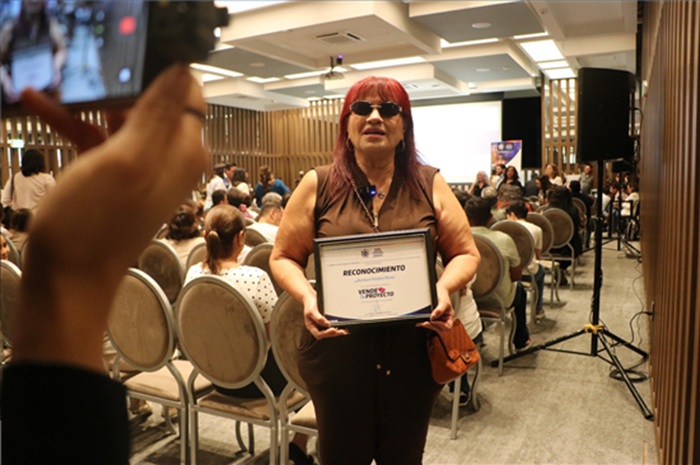 GRACIAS AL CURSO DE AUTOEMPLEO, BÁRBARA FUE BENEFICIARIA DE 