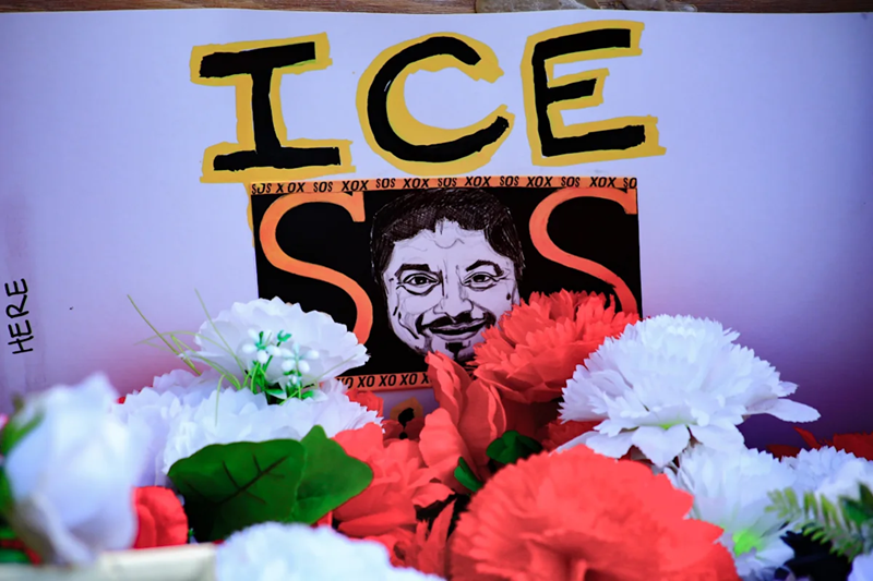LA COMUNIDAD LATINA DE HOUSTON RECORDÓ ESTE VIERNES A LORENZO SALGADO ARAUJO QUIEN MURIERA POR LOS DISPAROS DE ICE.