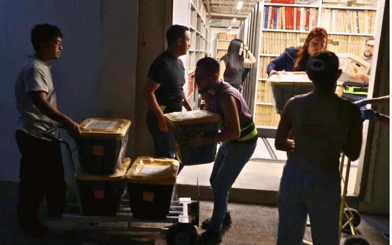 TRASLADAN BAJO OPERATIVO DE SEGURIDAD DOCUMENTOS HISTÓRICOS DEL FONDO DEL NOTARIADO AL AGECH
