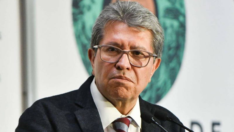 A EVITAR FRACTURAS EN MORENA LLAMA RICARDO MONREAL