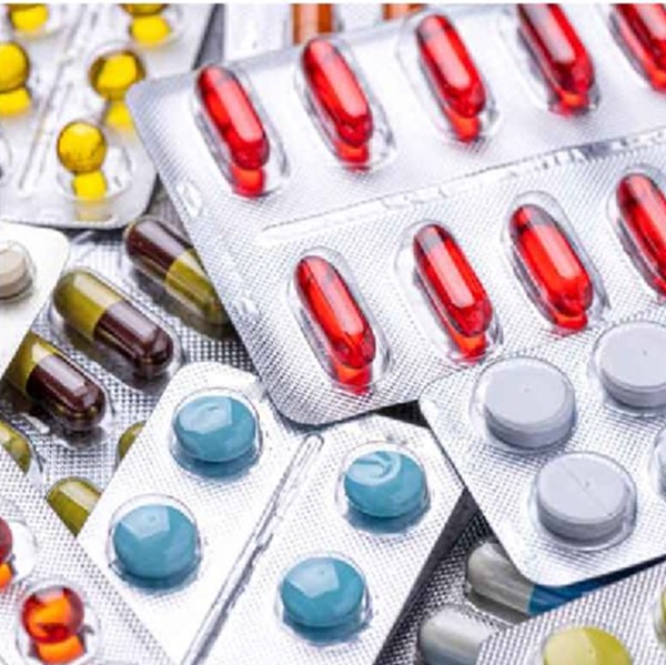 ENFERMERAS SOLO PUEDEN RECETAR CIERTOS MEDICAMENTOS.