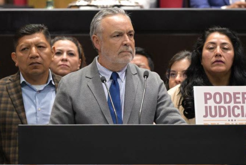 ALFONSO RAMÍREZ CUÉLLAR EXPLICÓ QUE ELIMINAR EL FUERO NO AFECTARÍA LA PRESUNCIÓN DE INOCENCIA