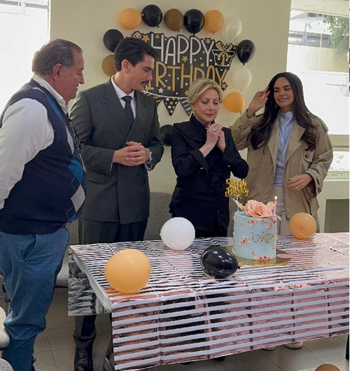 INFINITO AMOR FESTEJA CUMPLEAÑOS DE JACQUELINE ANDERE